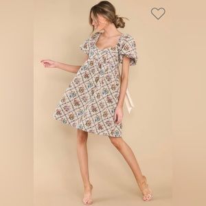 AURA The Season Of Blooms Ivory Floral Print Dress